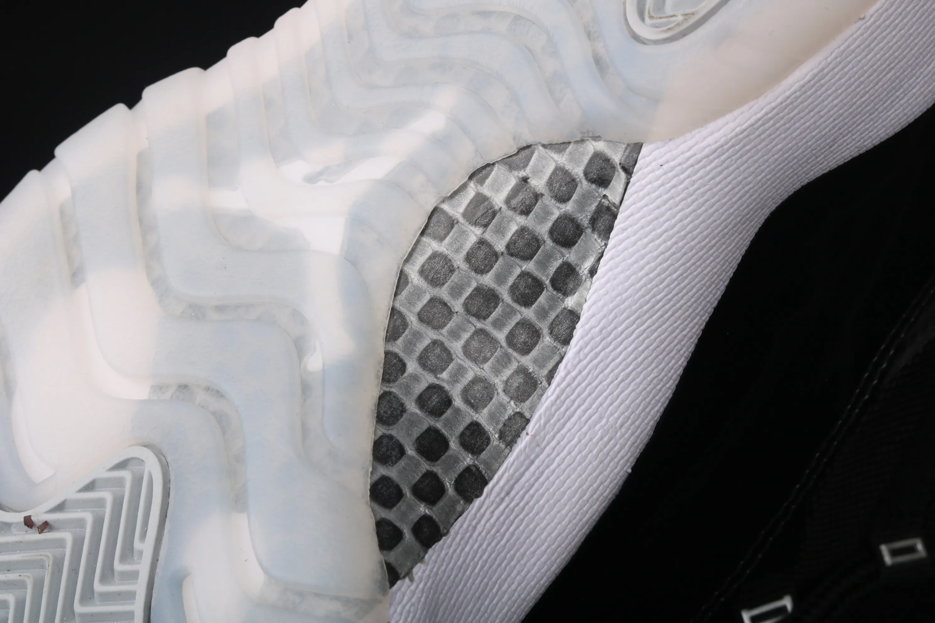 All Categories Air Jordan Jordan Series Basketball Shoes Air Jordan 11 Pure Original Version Air Jordan 11 "25th Anniversary" AJ11 Joe 11 Devil II Genuine Standard Real Carbon CT8012-011
